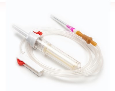 كيف تؤثر تفاصيل تصميم مجموعة نقل الدم بشكل مباشر على جودة نقل الدم؟